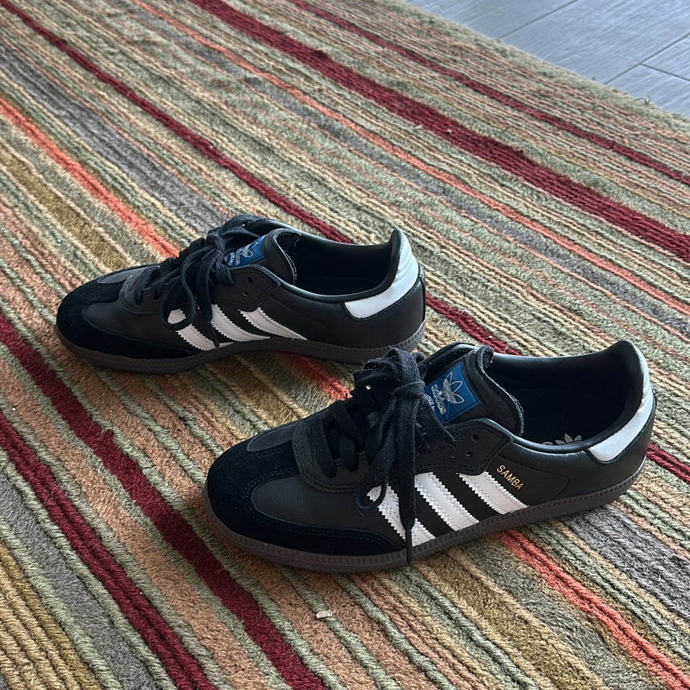 Adidas Samba ADV men’s 5, women’s 6.5